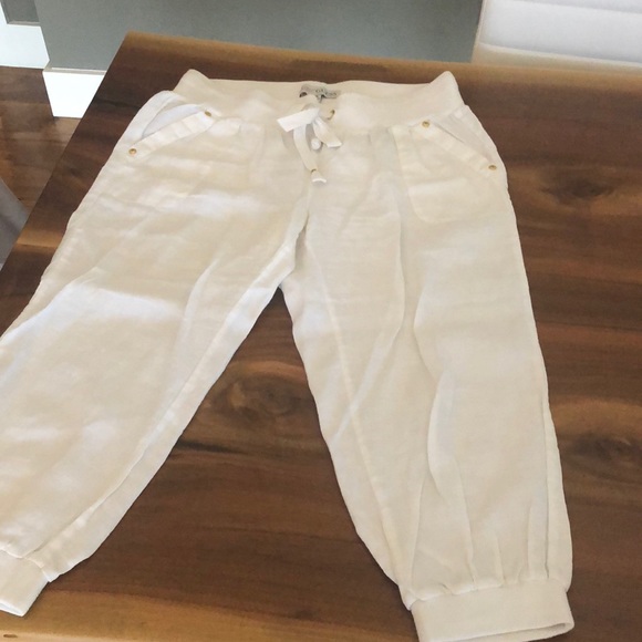 White linen crop - Picture 1 of 4